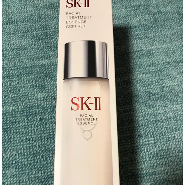 SK-II(エスケーツー)のSK2 フェイシャルトリートメントエッセンス230ml コフレ コスメ/美容のスキンケア/基礎化粧品(化粧水/ローション)の商品写真