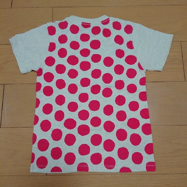 Design Tshirts Store graniph(グラニフ)のデザインティーシャツ♥️新品タグ付き！130サイズ キッズ/ベビー/マタニティのキッズ服女の子用(90cm~)(Tシャツ/カットソー)の商品写真