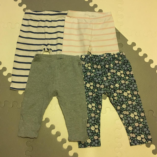 babyGAP(ベビーギャップ)のgap レギンス4枚セット キッズ/ベビー/マタニティのベビー服(~85cm)(パンツ)の商品写真