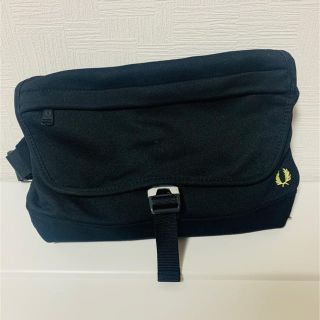 フレッドペリー(FRED PERRY)のFred Perry ショルダーバッグ(ショルダーバッグ)