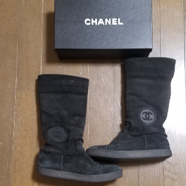 CHANEL(シャネル)のCHANEL レディースの靴/シューズ(ブーツ)の商品写真