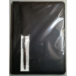 Disney ディズニー キャスト限定商品 シンデレラ城 黒革ファイル ミッキーボールペンの通販 ラクマ Disney ディズニー キャスト限定商品 シンデレラ城 黒革ファイル ミッキーボールペンの通販 ラクマ