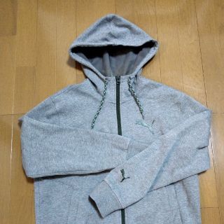 プーマ(PUMA)のメンズ　プーマ　パーカー　Lサイズ(パーカー)