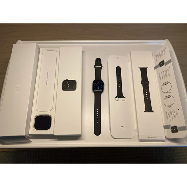 Apple Watch(アップルウォッチ)の美品Apple Watch Series5 スペースグレイ　44mm メンズの時計(腕時計(デジタル))の商品写真