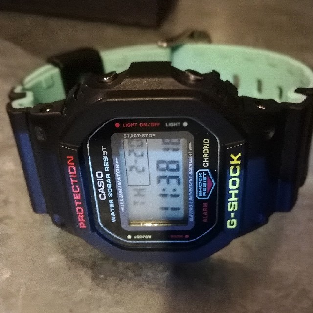 G-SHOCK(ジーショック)のDW-5600CMB-1JF　G-SHOCK　ラスタカラー　メンズ　腕時計　中古 メンズの時計(腕時計(デジタル))の商品写真