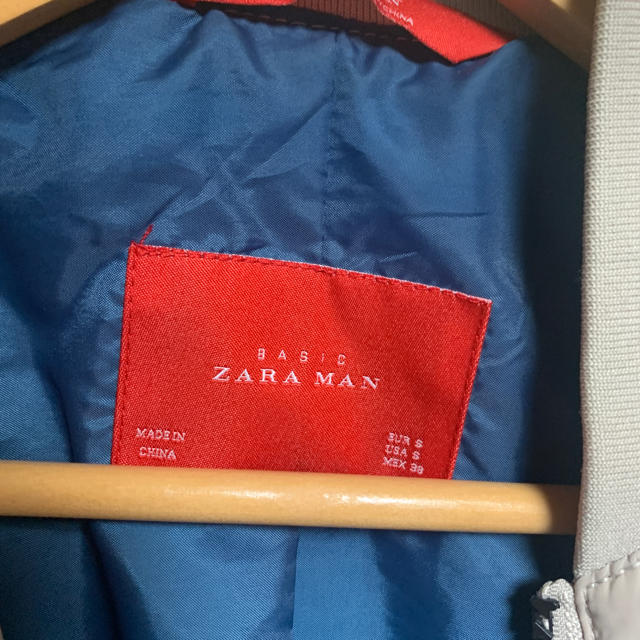 ZARA(ザラ)のザラ　MA1 ブルゾン　ベージュ　Sサイズ メンズのジャケット/アウター(ブルゾン)の商品写真