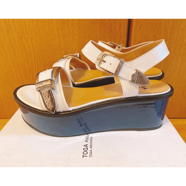 TOGA(トーガ)のTOGA トーガ　サンダル　40(EU) レディースの靴/シューズ(サンダル)の商品写真