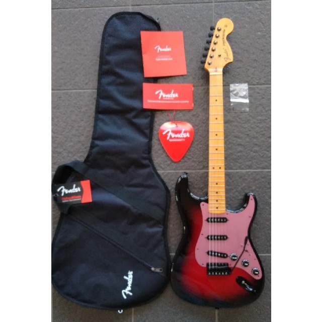 Fender(フェンダー)のFender Galaxy Red ken シグネチャーモデル　美品 楽器のギター(エレキギター)の商品写真