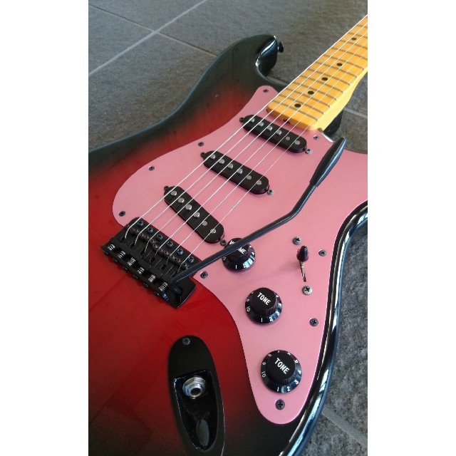 Fender(フェンダー)のFender Galaxy Red ken シグネチャーモデル　美品 楽器のギター(エレキギター)の商品写真