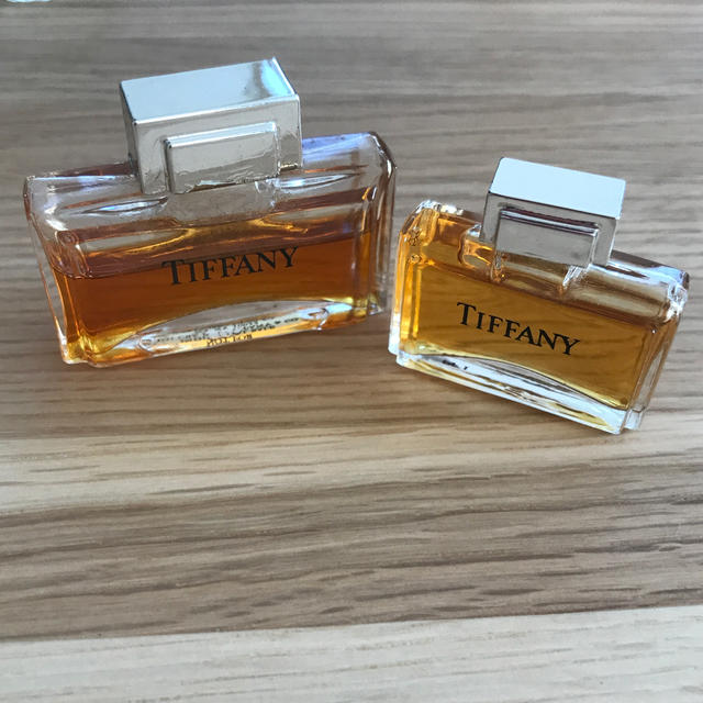 Tiffany & Co.(ティファニー)のティファニー オードパルファム  7.5ml 5m2点 コスメ/美容の香水(香水(女性用))の商品写真