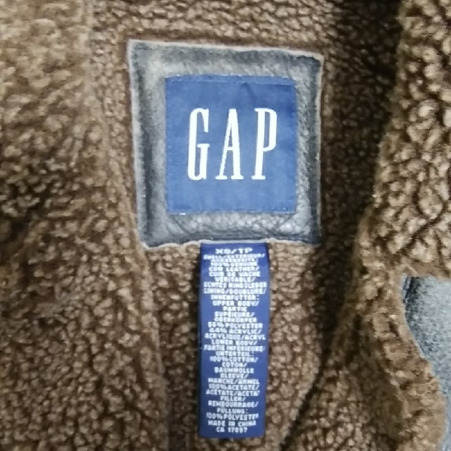 GAP(ギャップ)のGAP ダメージ加工　革ジャケット　サイズXS メンズのジャケット/アウター(レザージャケット)の商品写真