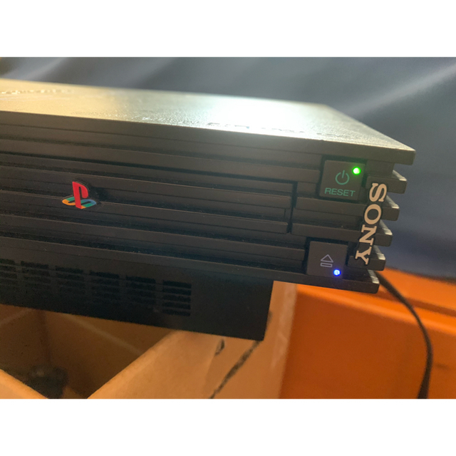 PlayStation2(プレイステーション2)のプレステ2 エンタメ/ホビーのゲームソフト/ゲーム機本体(家庭用ゲーム機本体)の商品写真