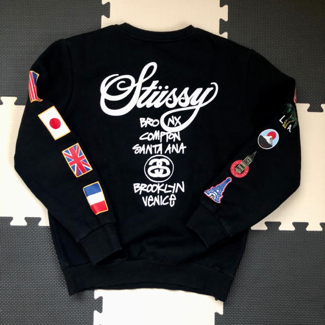 STUSSY(ステューシー)のSTUSSY トレーナー 黒 レディースのトップス(トレーナー/スウェット)の商品写真