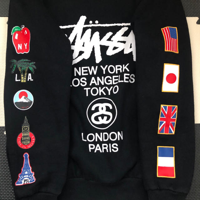 STUSSY(ステューシー)のSTUSSY トレーナー 黒 レディースのトップス(トレーナー/スウェット)の商品写真