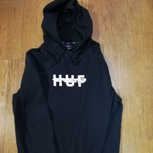 HUF  犬　XL　パーカー