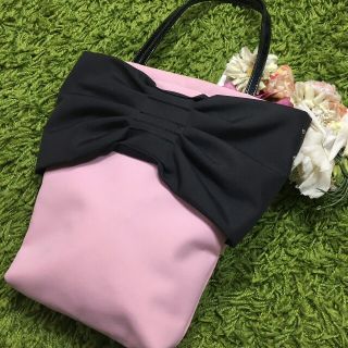 トゥービーシック(TO BE CHIC)の美品美品To be chic レディハンドバッグ(ハンドバッグ)