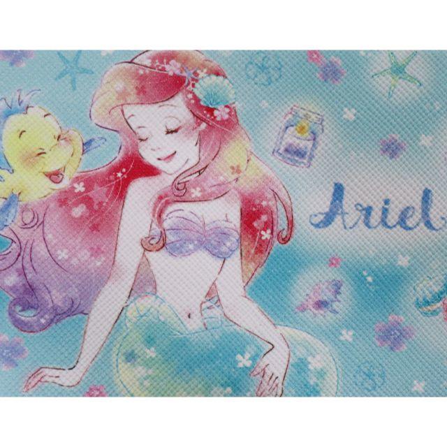 Disney(ディズニー)のディズニー アリエル Ariel 定期入れ リール付き 合皮★ライトブルー新品 レディースのファッション小物(名刺入れ/定期入れ)の商品写真