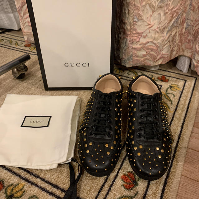 新品未使用品　希少品　Gucci グッチ　レザースニーカー　タイガーヘッド