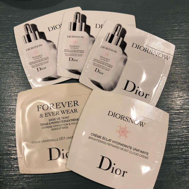 Dior(ディオール)のDior ディオール サンプル コスメ/美容のキット/セット(サンプル/トライアルキット)の商品写真