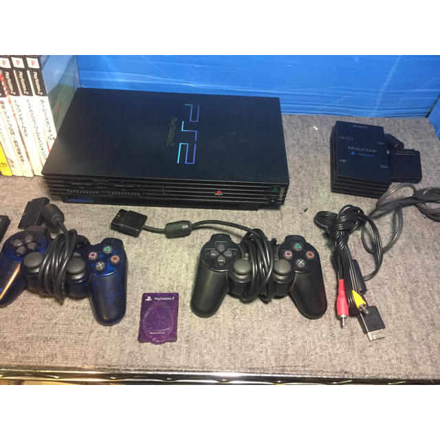 PlayStation2(プレイステーション2)のプレステ2本体セット エンタメ/ホビーのゲームソフト/ゲーム機本体(家庭用ゲーム機本体)の商品写真