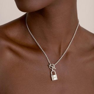 エルメス(Hermes)の【箱付き】エルメス　ネックレス　アミュレット　カデナ　ケリー(ネックレス)