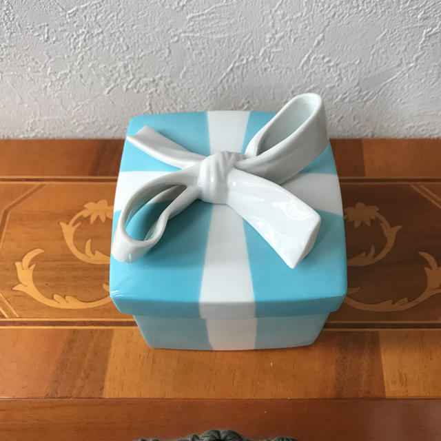 ティファニーTiffany 陶器 小物入れ 希少largeサイズ ティファニーTiffany 陶器 小物入れ 希少largeサイズ