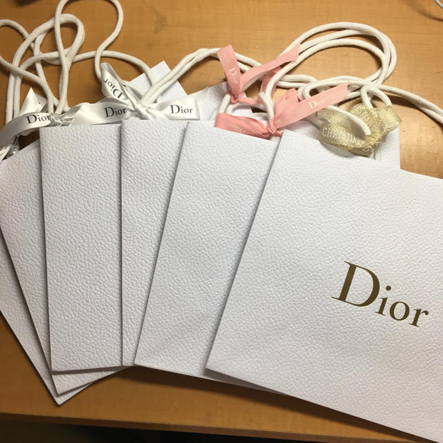 Dior(ディオール)のDior ショッピングバッグ 横長 6点 全てリボン付き ショッパー コスメ/美容のコスメ/美容 その他(その他)の商品写真