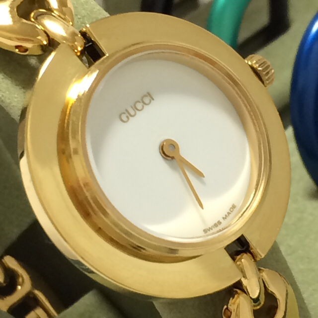 Gucci(グッチ)の1.グッチ GUCCI 時計 チェンジベゼル 1200L レディースのファッション小物(腕時計)の商品写真