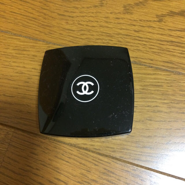 CHANEL(シャネル)のシャネルアイシャドウ コスメ/美容のベースメイク/化粧品(アイシャドウ)の商品写真