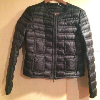 モンクレール(MONCLER)の最終セール) モンクレール、ハーフダウン(ダウンコート)