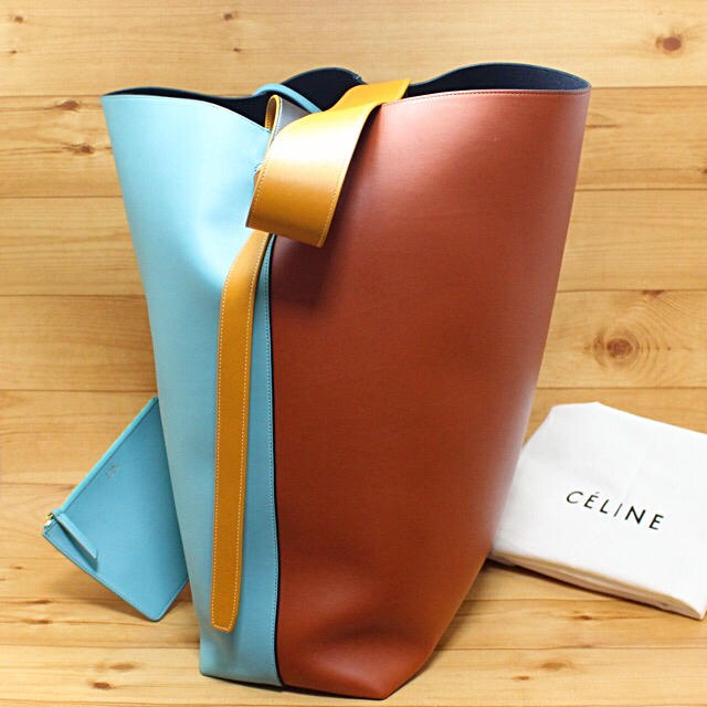 celine - 正規品【美品】CELINE ツイステッド トートバッグ