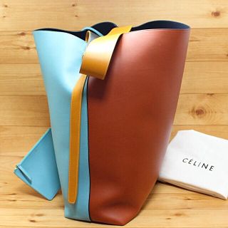 セリーヌ(celine)の正規品【美品】CELINE ツイステッド トートバッグ(トートバッグ)