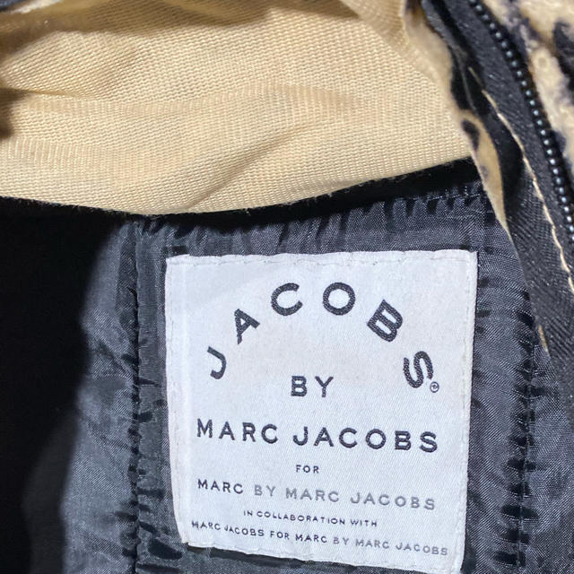 MARC BY MARC JACOBS(マークバイマークジェイコブス)のレオパード柄　バックパック【MARC JACOBS!?】 レディースのバッグ(リュック/バックパック)の商品写真