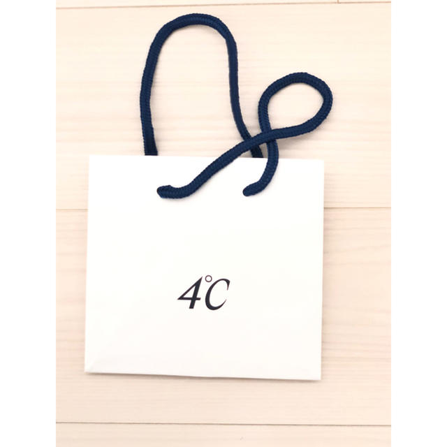 4℃(ヨンドシー)の4°C ショップ袋 レディースのバッグ(ショップ袋)の商品写真