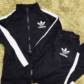 アディダス(adidas)のadidas セットアップ(セット/コーデ)