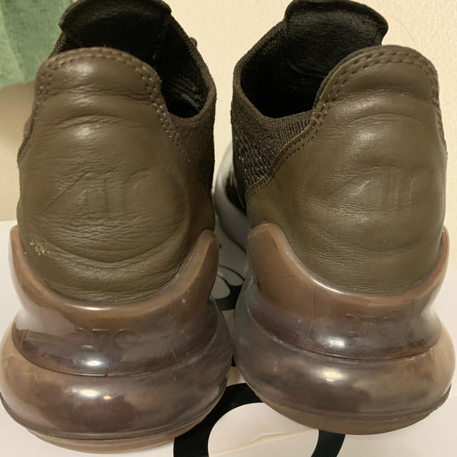 NIKE(ナイキ)のAIRMAX270 フライニット メンズの靴/シューズ(スニーカー)の商品写真