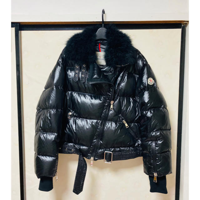 MONCLER(モンクレール)のMoncler 18/19秋冬 foulque春セール レディースのジャケット/アウター(ダウンジャケット)の商品写真