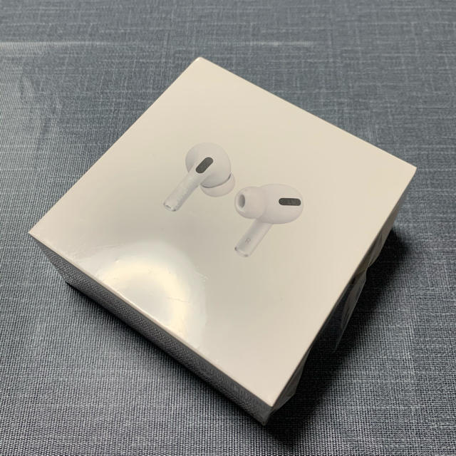 Apple(アップル)のairpods pro 新品・未使用　1台 スマホ/家電/カメラのオーディオ機器(ヘッドフォン/イヤフォン)の商品写真