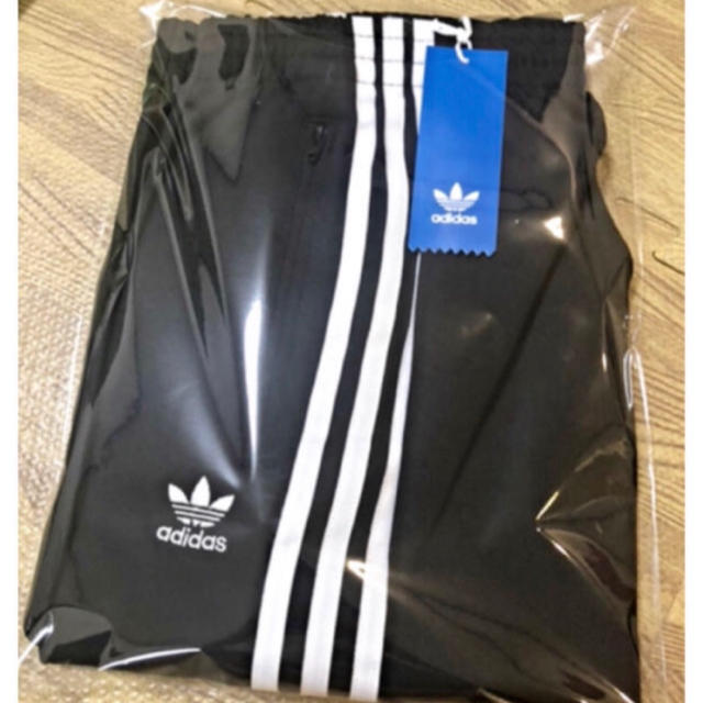 adidas(アディダス)のアディダスオリジナルス トラックパンツ CE2400 OT(XL)サイズ レディースのパンツ(その他)の商品写真