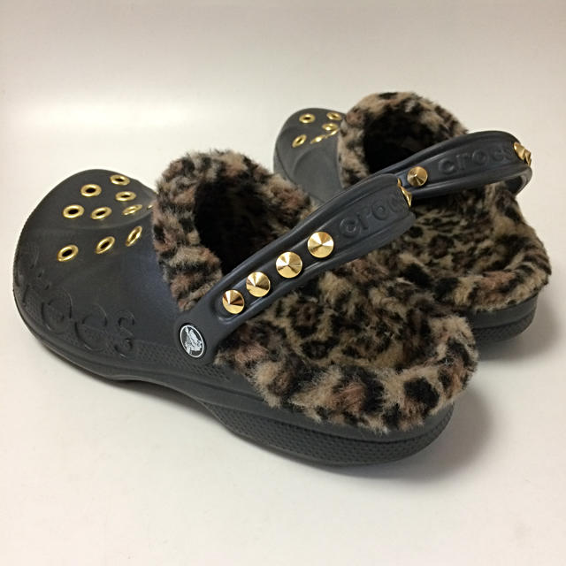 crocs(クロックス)のクロックス コンフォートサンダル M7サイズ 美品 防寒 幅広 軽量 快適 メンズの靴/シューズ(サンダル)の商品写真