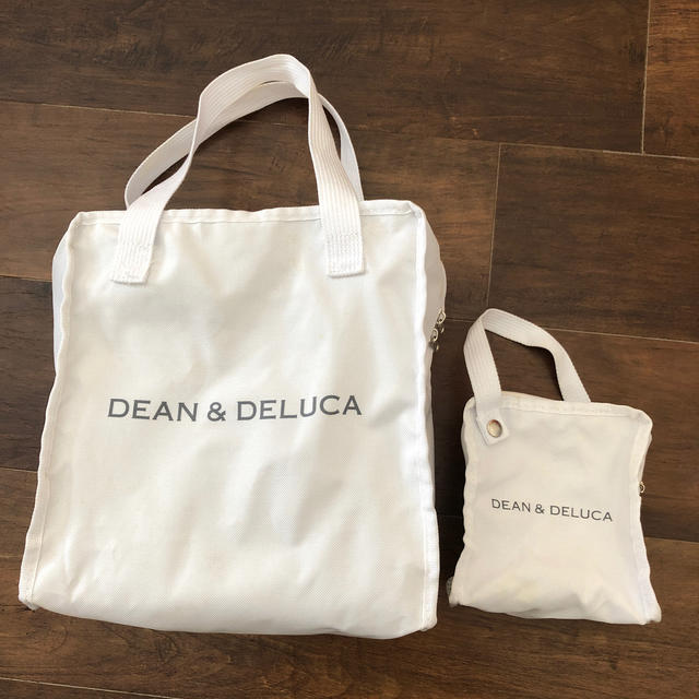 DEAN & DELUCA(ディーンアンドデルーカ)の保冷バッグ　お弁当バッグ　DEAN &DELUCA インテリア/住まい/日用品のキッチン/食器(弁当用品)の商品写真