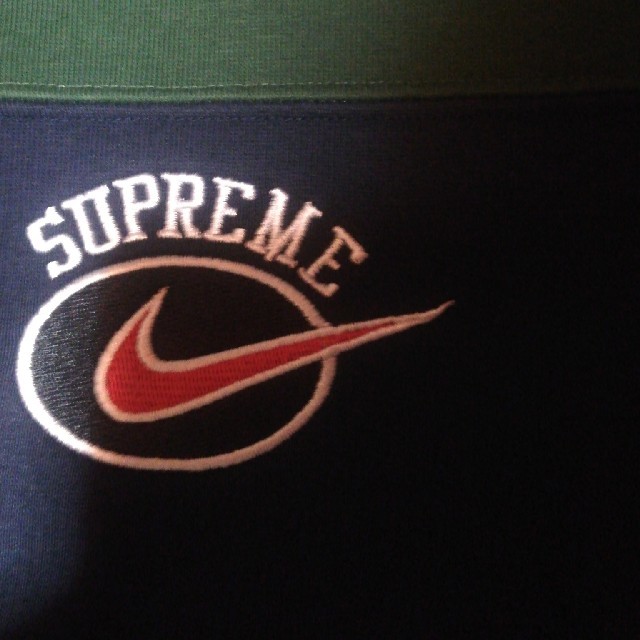 Supreme　NIKE　パーカー 1