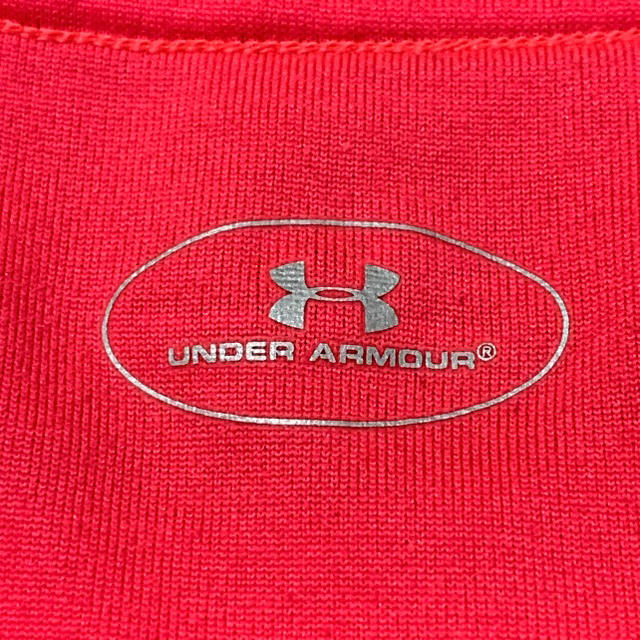 UNDER ARMOUR(アンダーアーマー)のレディースMD 鮮やかピンクTシャツ スポーツ/アウトドアのトレーニング/エクササイズ(トレーニング用品)の商品写真