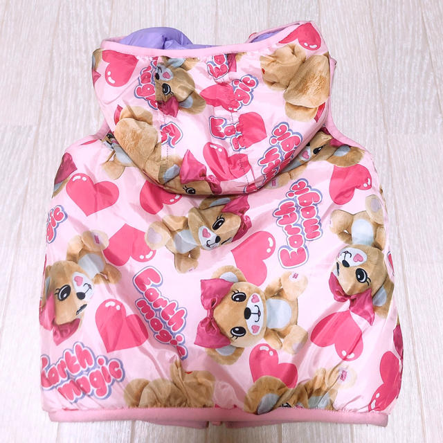 EARTHMAGIC(アースマジック)のリバーシブルダウンベスト♡ キッズ/ベビー/マタニティのキッズ服男の子用(90cm~)(ジャケット/上着)の商品写真