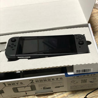 ニンテンドースイッチ(Nintendo Switch)の任天堂 Switch Nintendo グレー 旧型(家庭用ゲーム機本体)