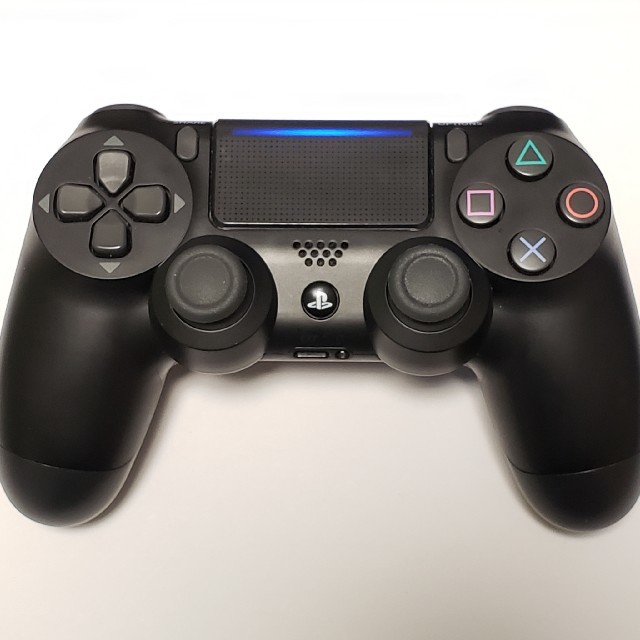 PlayStation4(プレイステーション4)の【中古】PS4 コントローラー DUALSHOCK4 ブラック エンタメ/ホビーのゲームソフト/ゲーム機本体(その他)の商品写真