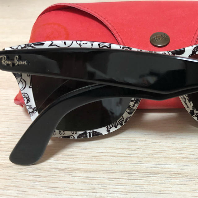 Ray-Ban(レイバン)のレイバン　ウェイファーラー【限定】 レディースのファッション小物(サングラス/メガネ)の商品写真