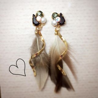 フェザーピアス(ピアス)