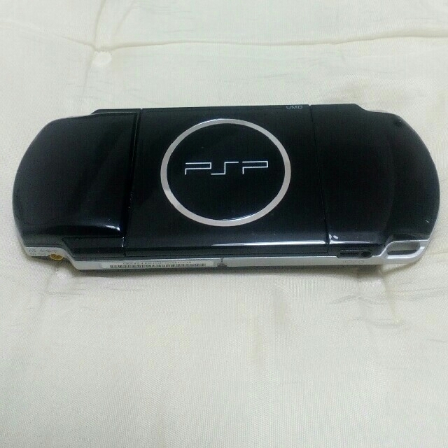 PlayStation Portable(プレイステーションポータブル)のpsp3000 エンタメ/ホビーのゲームソフト/ゲーム機本体(携帯用ゲーム機本体)の商品写真