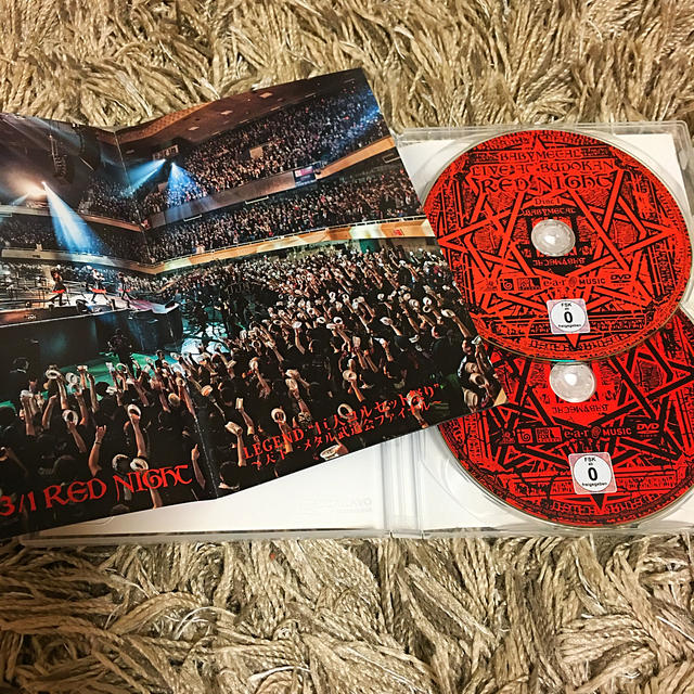 BABYMETAL(ベビーメタル)のBABYMETAL 2014DVD  2016ステッカー エンタメ/ホビーのDVD/ブルーレイ(ミュージック)の商品写真